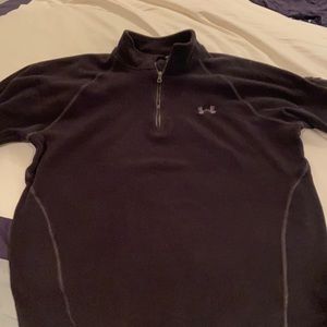 Fleece black under armor